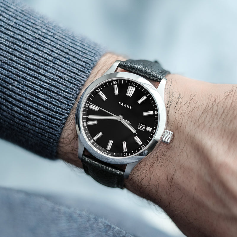Redcliff 39.5 Date Raven Black