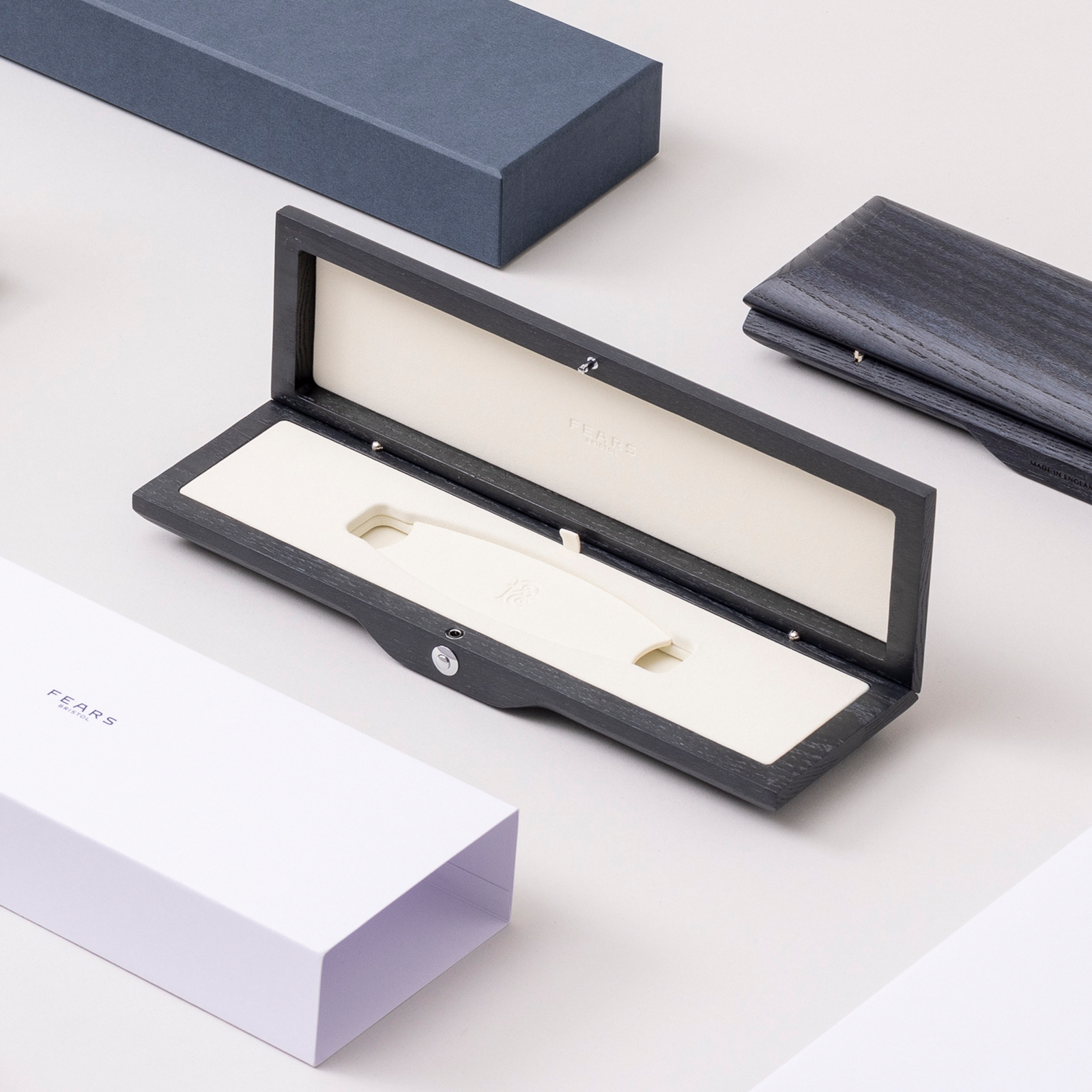 Redcliff 39.5 Date 'Boutique Edition' Mallard Green – Fears Watch